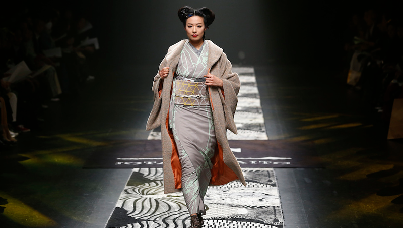 Illustration for article titled Kimonos in the Mist at Tokyo Fashion Week